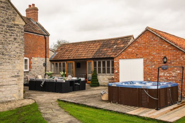 Woodlands Farmhouse 