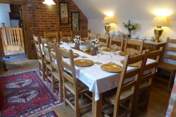 Large luxury peak district cottage party house