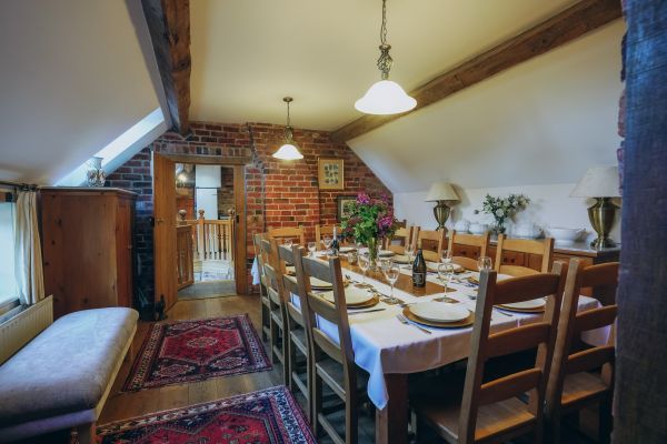 Large Peak District Luxury Cottages sleep 10 to 16