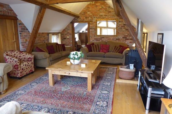 Large Peak District Luxury Cottages sleep 10 to 16