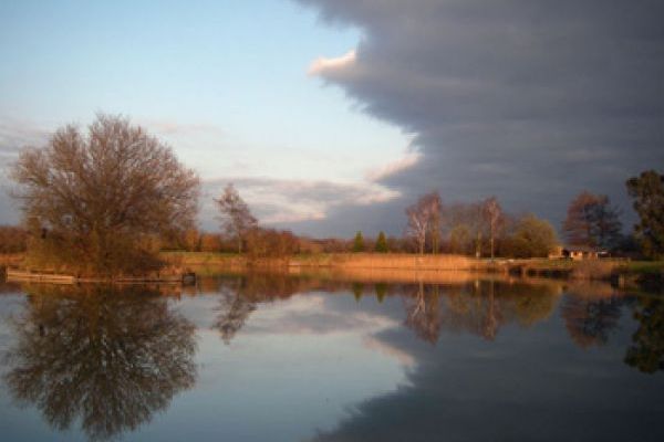 Beautiful sky's over the tranquil lake