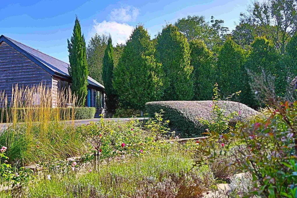 Luxury House, 5* Gold rated,sleeps 10+1 with a large garden, downstairs bedroom and wet room,  and a shared games room