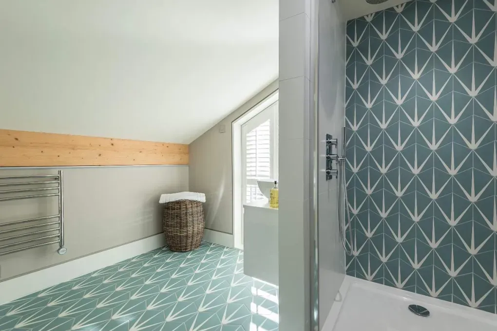 Sleeps 10 Luxury Holiday Rental with downstairs bedroom and bathroom