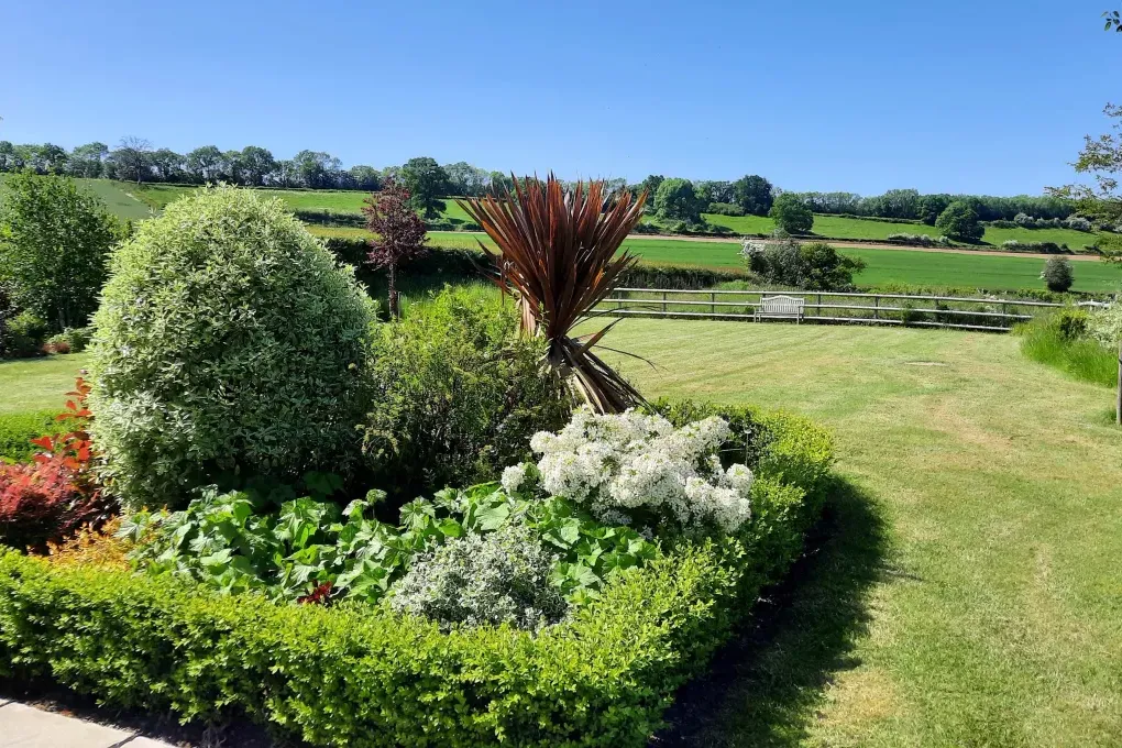 Sleeps 10 Luxury Holiday Rental with downstairs bedroom and bathroom