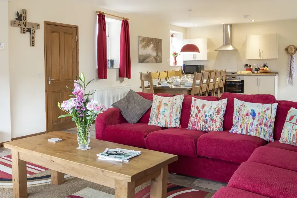 James Parlour - 5 Star with Swimming Pool & Sports Area