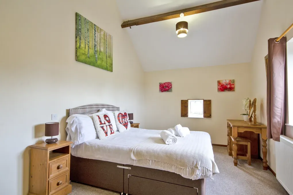 James Parlour - 5 Star with Swimming Pool & Sports Area