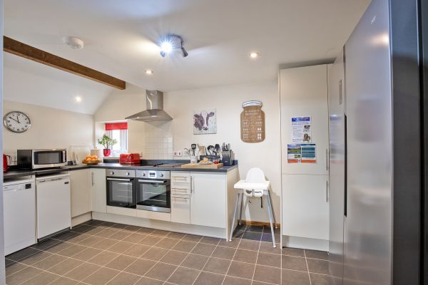 Oliver's Mill with shared Indoor Pool, Sports Court & Play Area