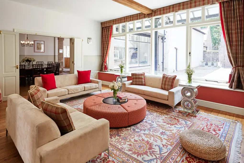 Luxury large group accommodation