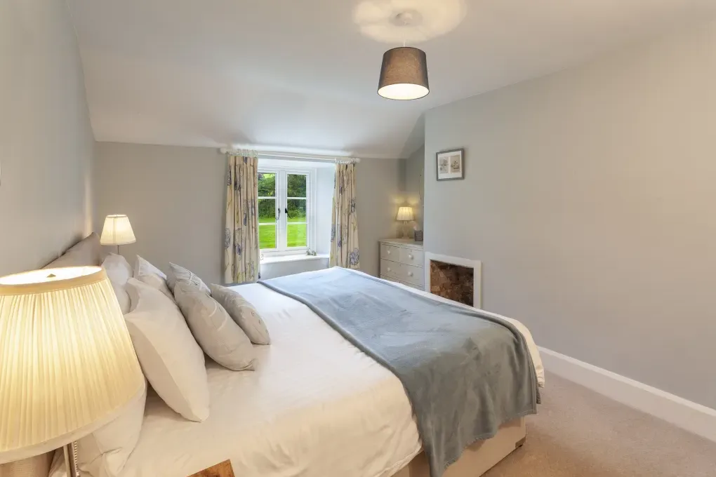 Sleeps 4 Idyllic Farmstay
