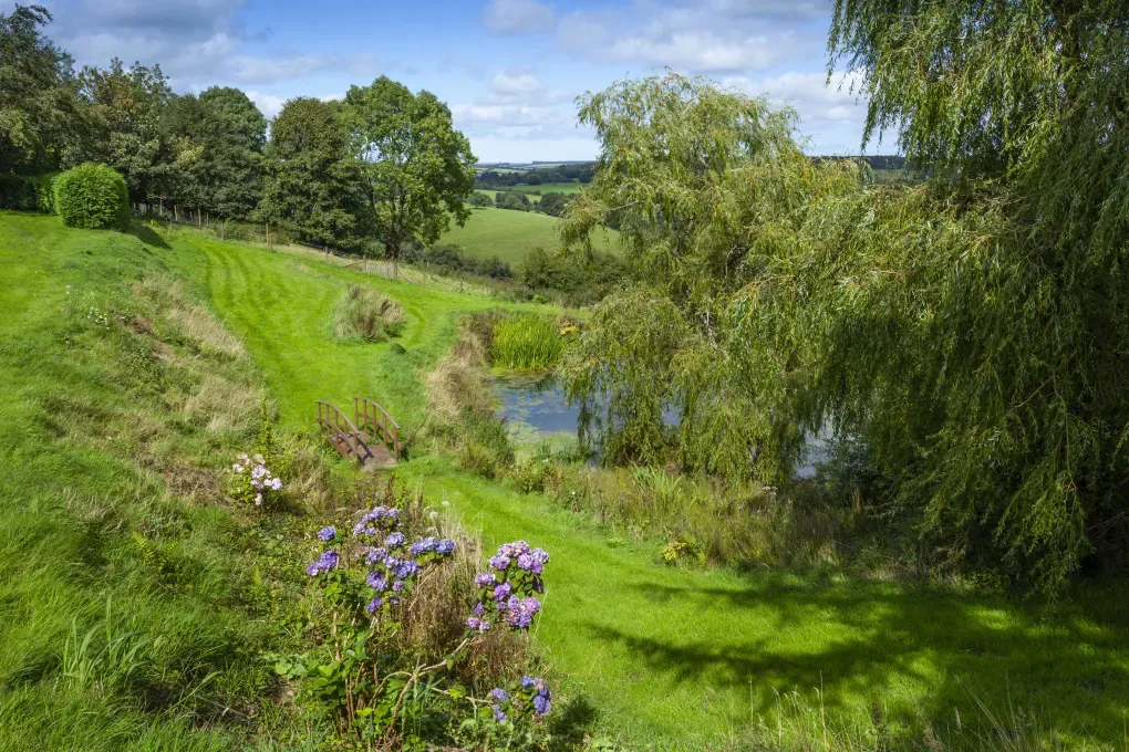 Sleeps 4 Idyllic Farmstay