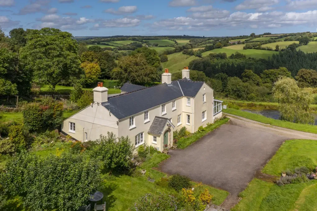 Sleeps 4 Idyllic Farmstay