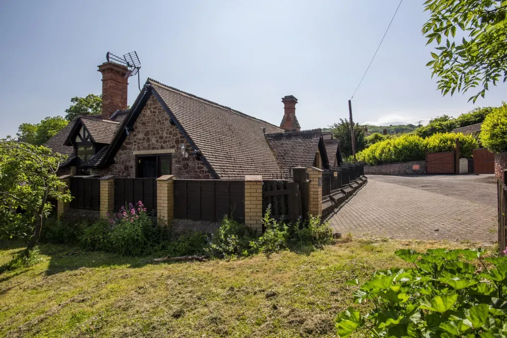 Dunster Character Cottage, No. 2