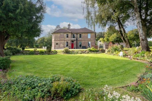 Cholwell Hall