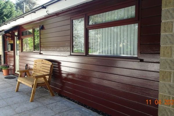Hideaways Blue Anchor