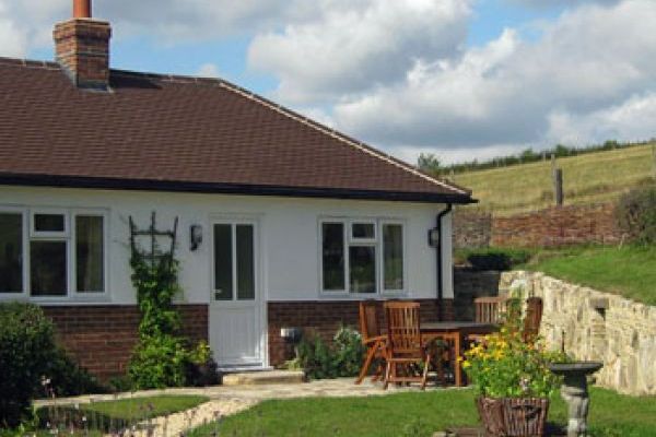 Waterlake Cottage, Orcheston, nr Stonehenge