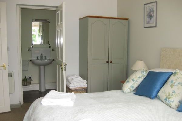 Waterlake Cottage, Orcheston, nr Stonehenge