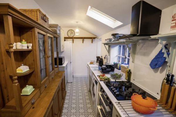 All Seasons Cottage Breaks - Flint Cottage
