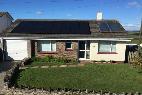 South Devon dog friendly holiday home with hot tub and countryside views