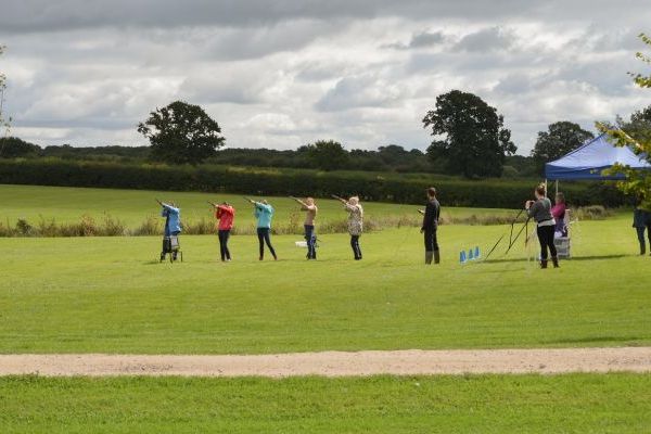 The Cotswold Manor Vineyard, Exclusive Hot-Tub, Games/Event Barns, 70 acres of Parkland
