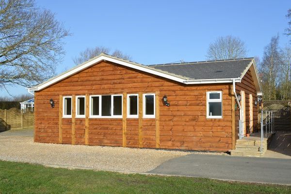 The Cotswold Manor Vineyard, Exclusive Hot-Tub, Games/Event Barns, 70 acres of Parkland