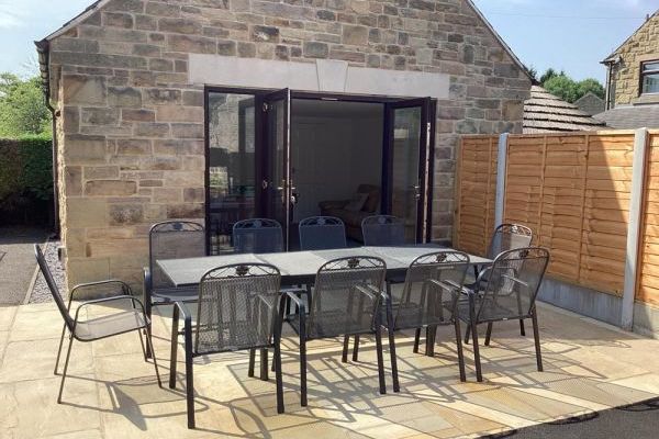 The Haven - Luxury Sheltered Hot Tub & Games Room