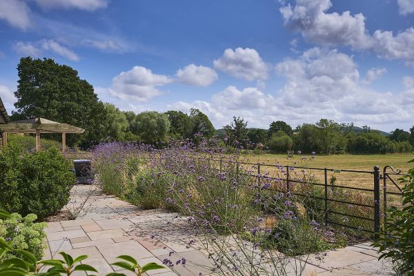 Field Barn sleeps 2, with a private Steam Room and AirCon!