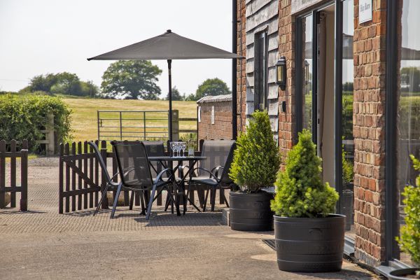 Buttercups & Hayloft Sleeps & Dines 16 with Pool, Sports Court & Play Area