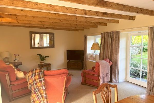 2 Barlowenath Cottages