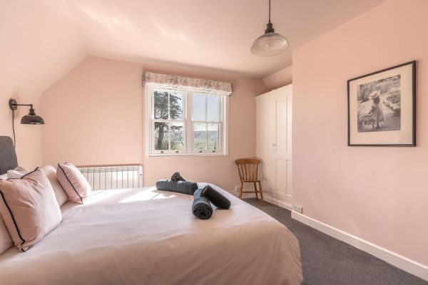 Bucknowle Lodge
