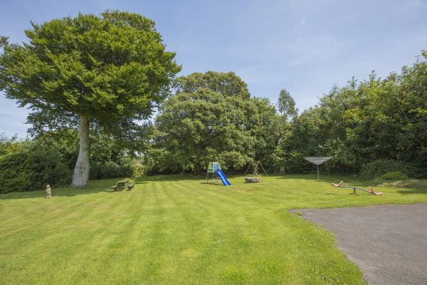 Hafod Grove Mansion House