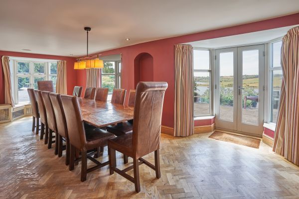 Four Ashes (Stunning Water Views)