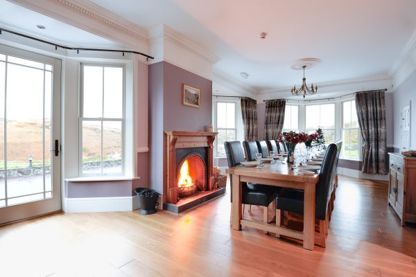 Llanlliana Coastal Retreat
