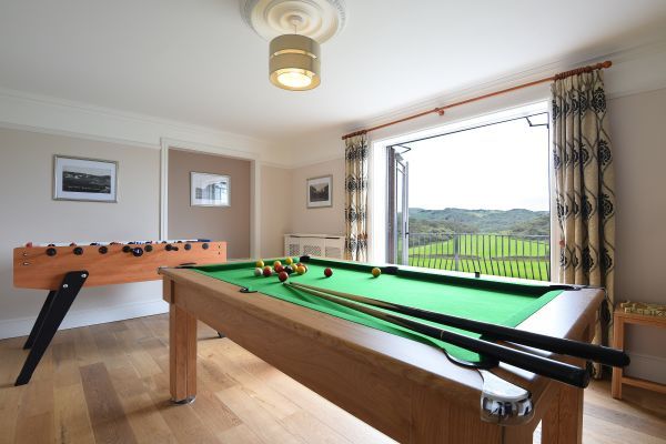 Llanlliana Coastal Retreat