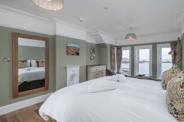 Ty Glas Beach House