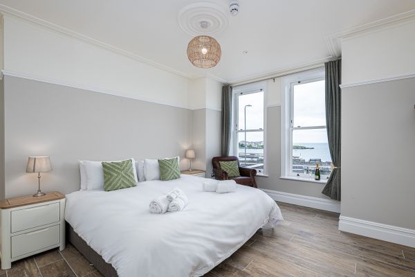 Ty Glas Beach House
