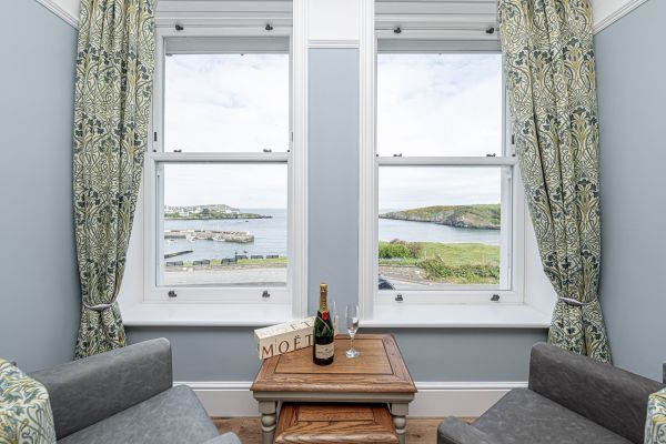 Ty Glas Beach House