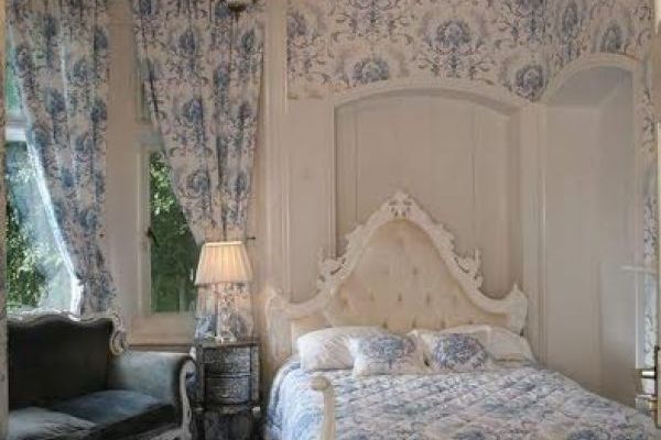 The Gothic Mansion