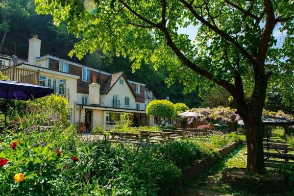 Symonds Yat Lodge
