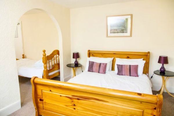 Symonds Yat Lodge