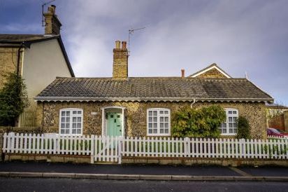 All Seasons Cottage Breaks - Flint Cottage