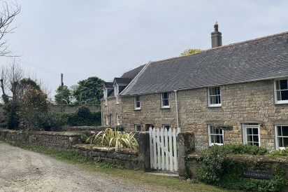  2 Barlowenath Cottages